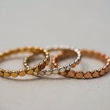 Thick Dotted Band